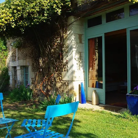 Domaine De La Maison D'Aum Bourrou Exterior photo